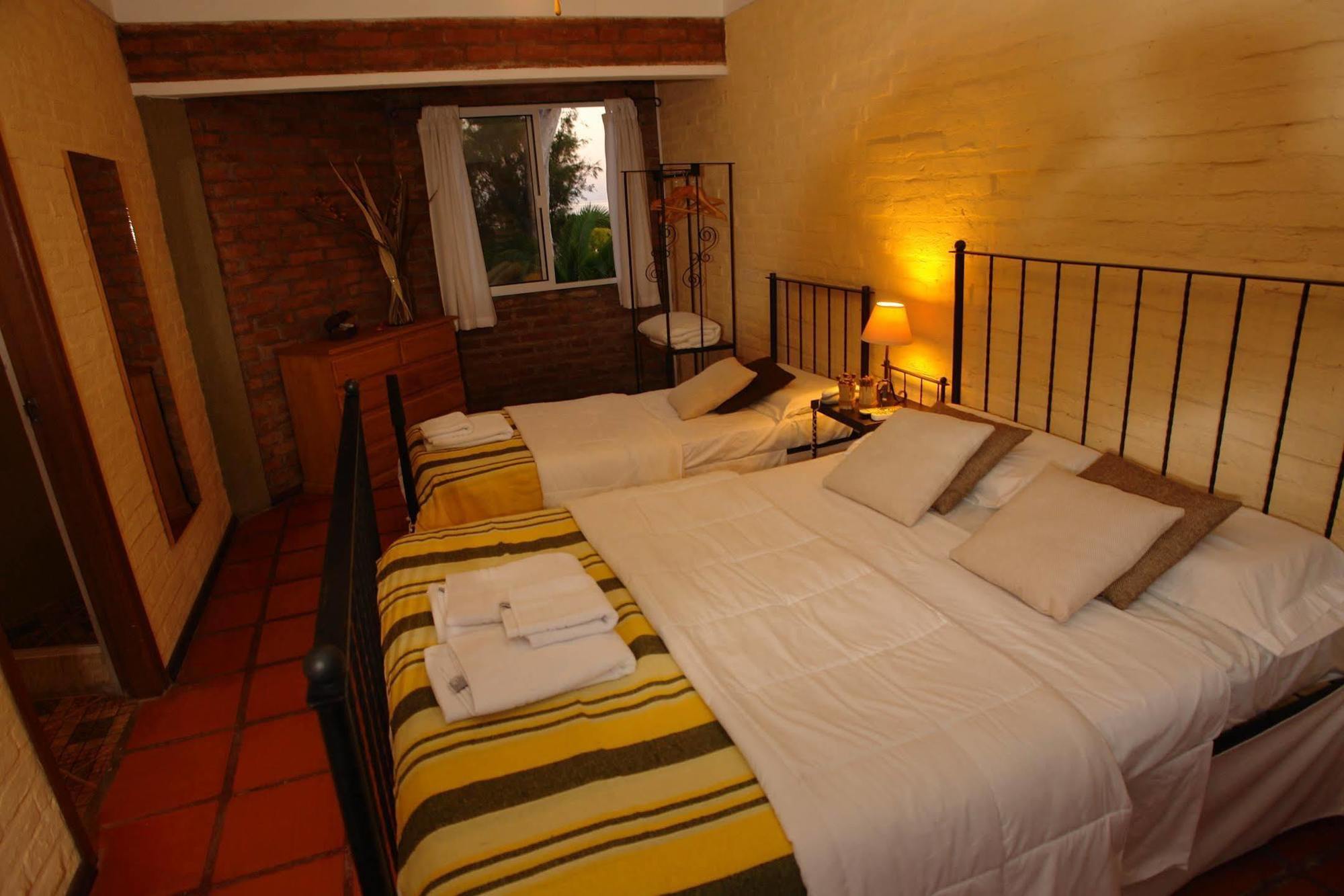 Posada Del Bosque Colonia del Sacramento Dış mekan fotoğraf