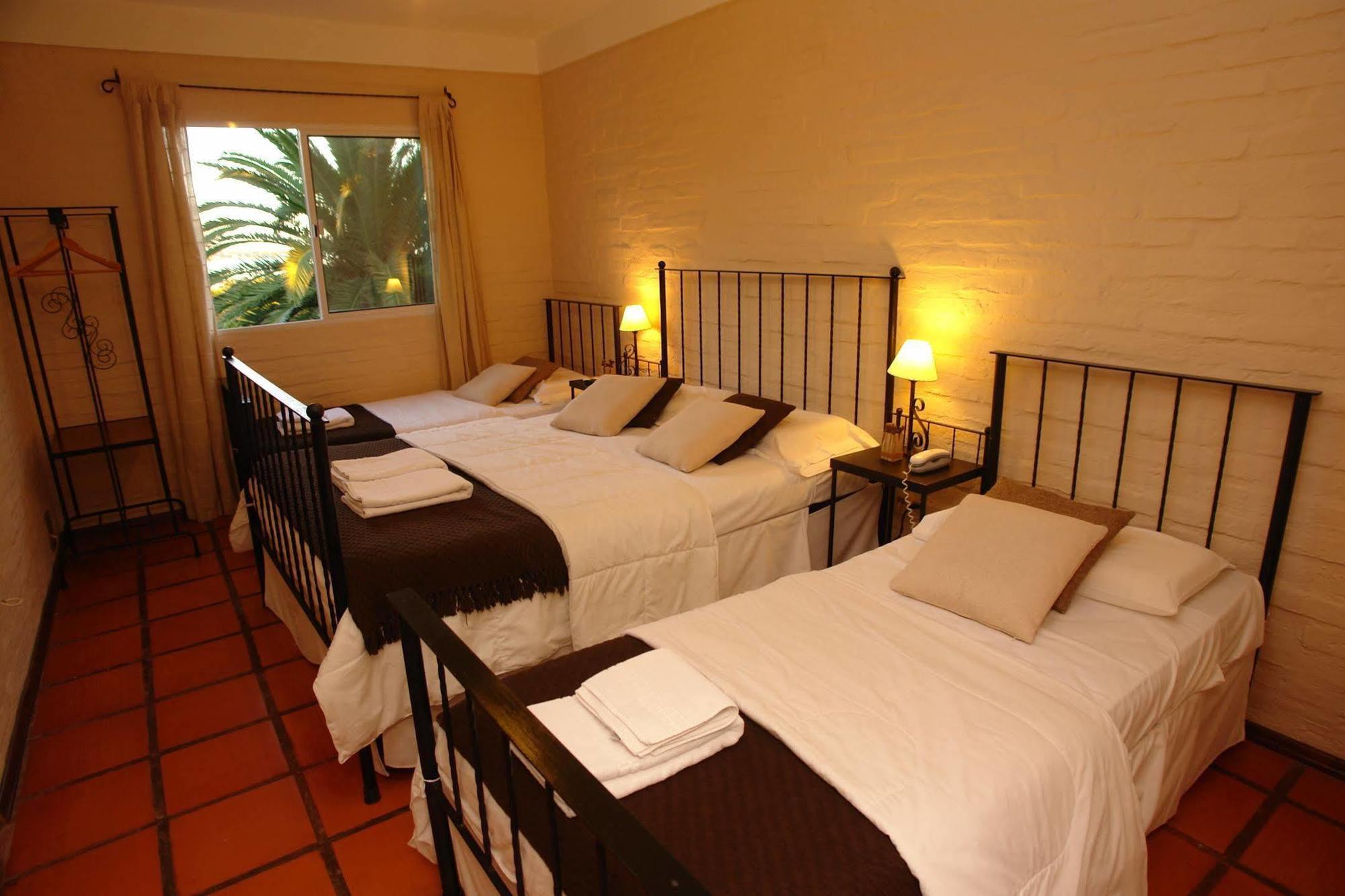 Posada Del Bosque Colonia del Sacramento Dış mekan fotoğraf